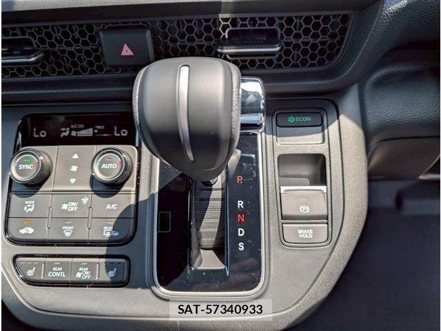 Honda STEP WGN 2026-06 8369001-27