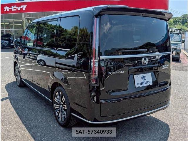 Honda STEP WGN 2026-06 8369001-7