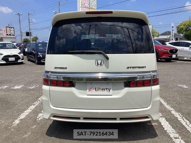 Honda STEP WGN 2009-06 8369026-11
