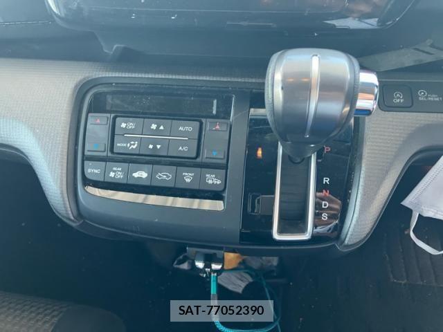 Honda STEP WGN 2015-10 8369014-19