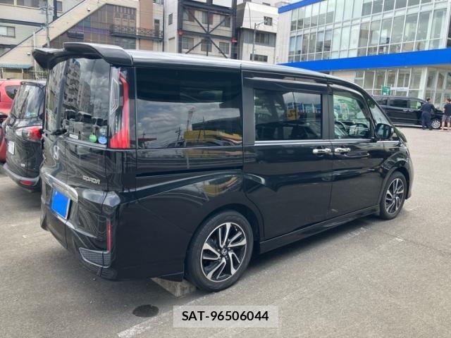 Honda STEP WGN 2016-01 8369010-3