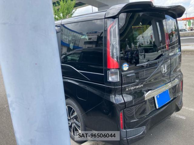 Honda STEP WGN 2016-01 8369010-4