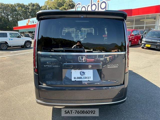 Honda STEP WGN 2026-05 8368999-6