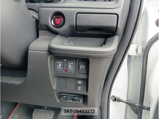 Honda STEP WGN 2024-05 8369007-16
