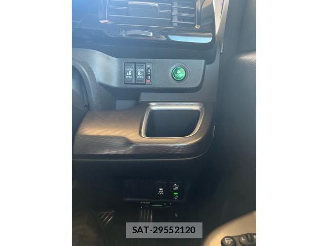 Honda STEP WGN 2021-10 8369005-23