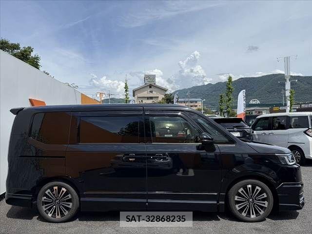 Honda STEP WGN 2024-02 8372230-11