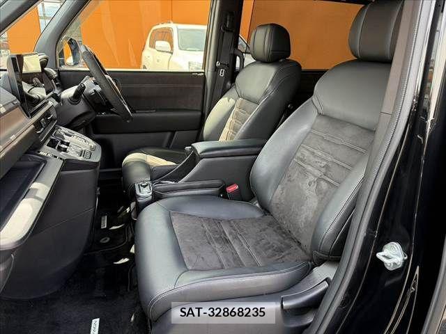 Honda STEP WGN 2024-02 8372230-16