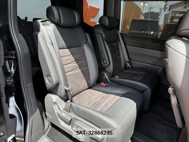 Honda STEP WGN 2024-02 8372230-20