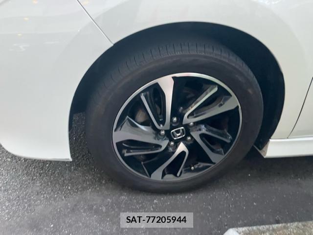 Honda STEP WGN 2016-06 8372232-13