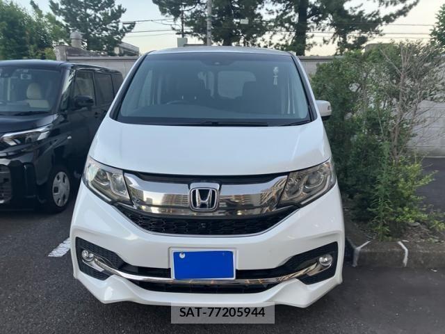 Honda STEP WGN 2016-06 8372232-1