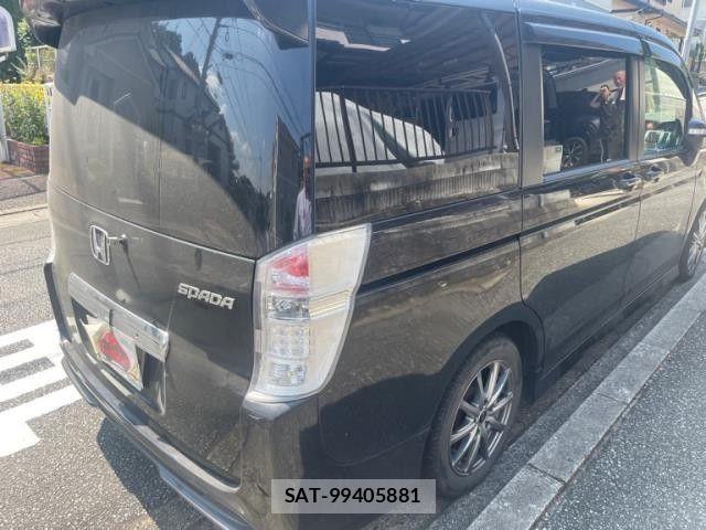 Honda STEP WGN 2010-06 8372233-2