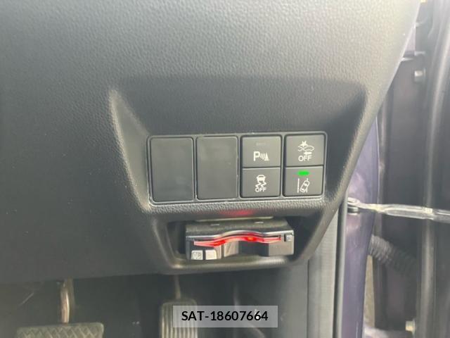Honda STEP WGN 2015-08 8372235-21