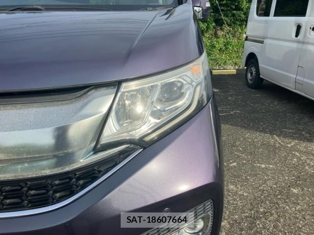 Honda STEP WGN 2015-08 8372235-2