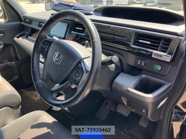Honda STEP WGN 2015-05 8415131-19