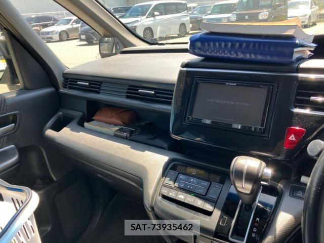 Honda STEP WGN 2015-05 8415131-24