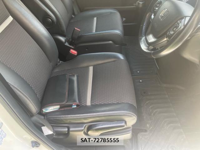 Honda STEP WGN 2016-03 8415127-15