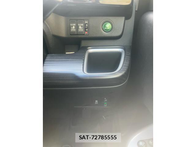Honda STEP WGN 2016-03 8415127-16