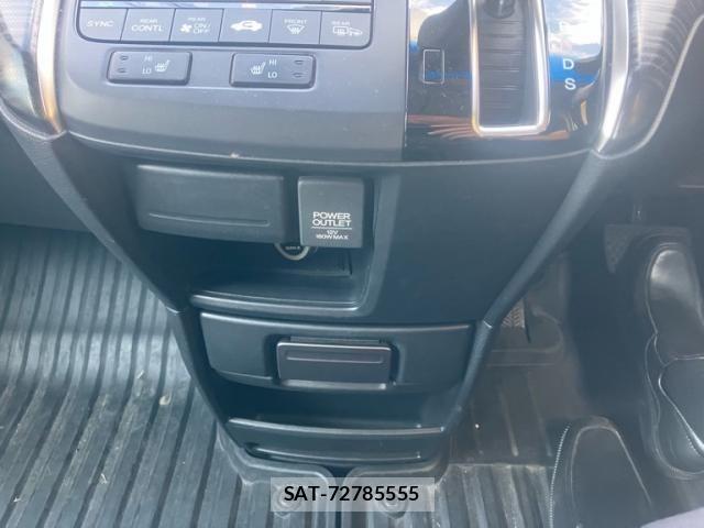 Honda STEP WGN 2016-03 8415127-29