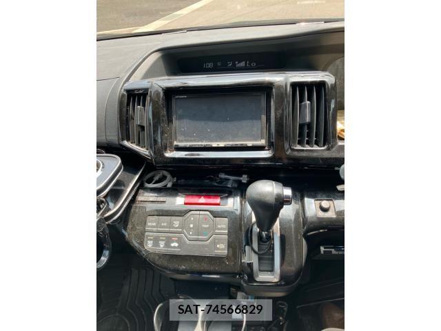 Honda STEP WGN 2012-01 8415150-17