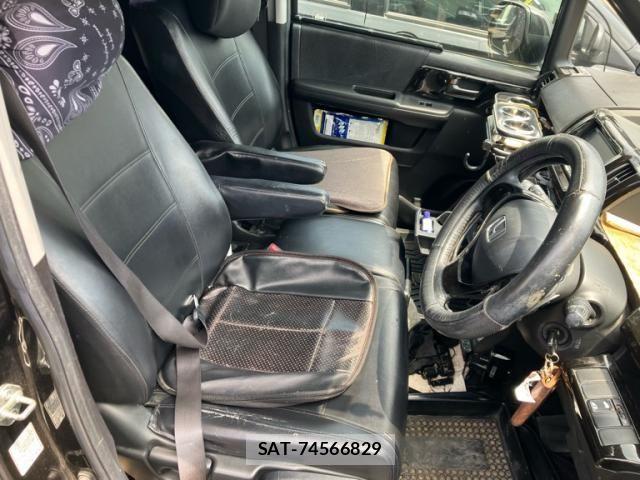 Honda STEP WGN 2012-01 8415150-6