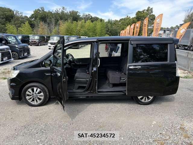 Honda STEP WGN 2014-05 8415140-6
