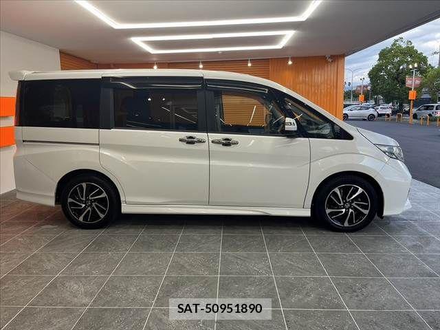 Honda STEP WGN 2015-05 8415129-11