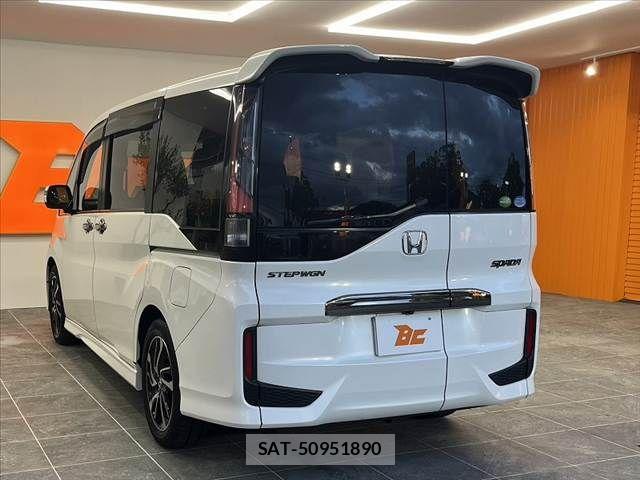 Honda STEP WGN 2015-05 8415129-12
