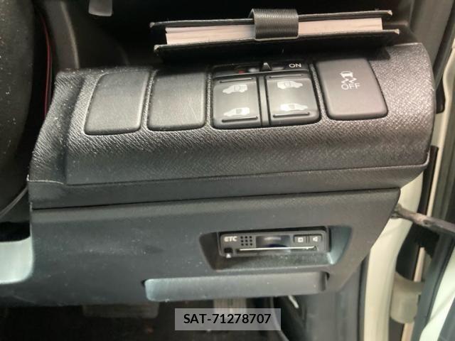 Honda STEP WGN 2012-03 8415149-14