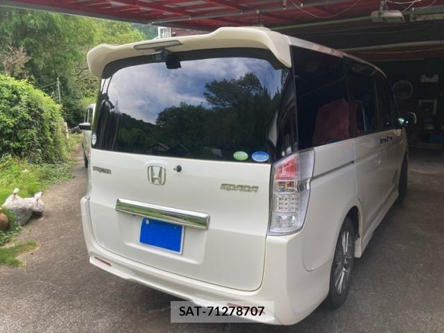Honda STEP WGN 2012-03 8415149-4