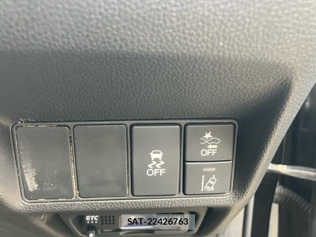 Honda STEP WGN 2017-12 8415119-10