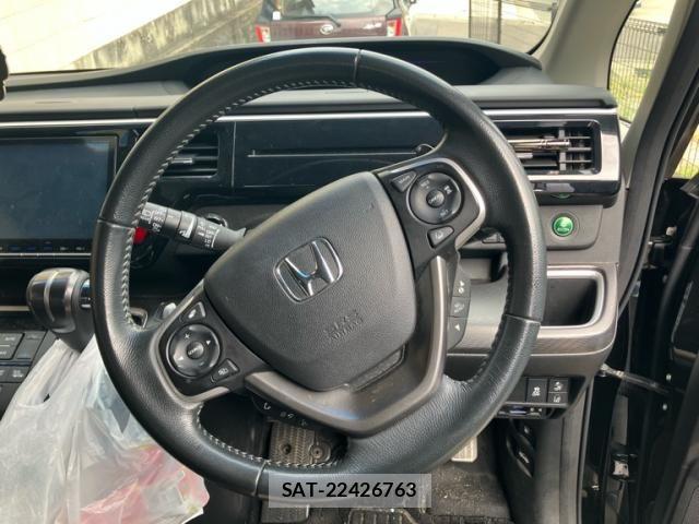Honda STEP WGN 2017-12 8415119-12