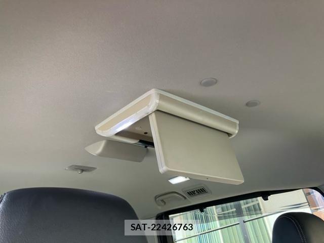 Honda STEP WGN 2017-12 8415119-14