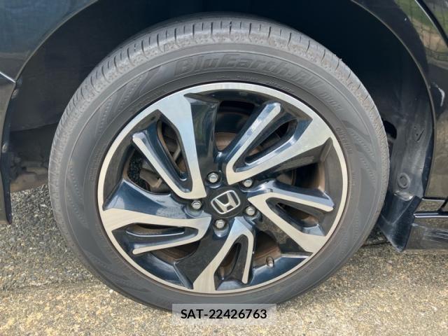 Honda STEP WGN 2017-12 8415119-5