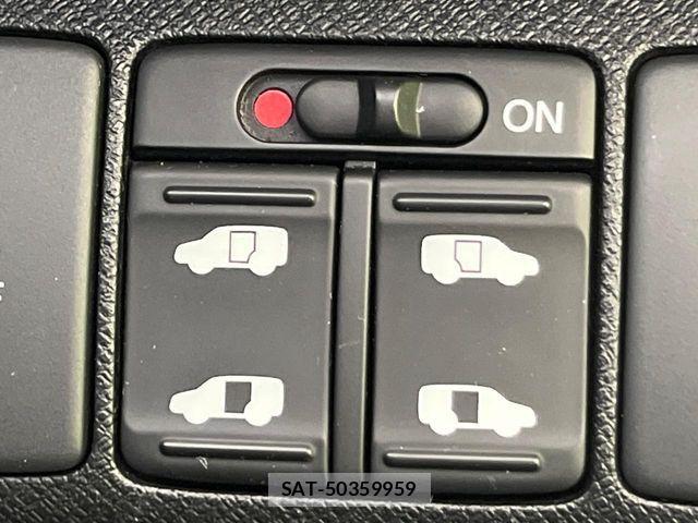 Honda STEP WGN 2014-09 8438935-4