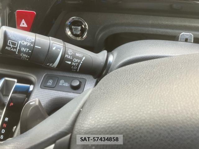 Honda STEP WGN 2017-07 8438934-15