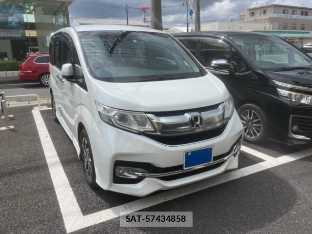 Honda STEP WGN 2017-07 8438934-2