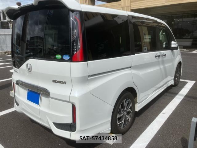 Honda STEP WGN 2017-07 8438934-6