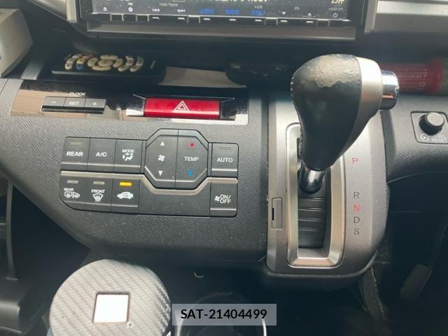 Honda STEP WGN 2013-02 8438937-21