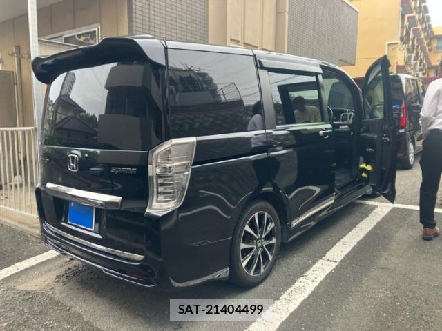 Honda STEP WGN 2013-02 8438937-3