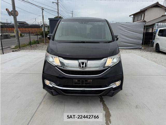 Honda STEP WGN 2015-06 8458521-10