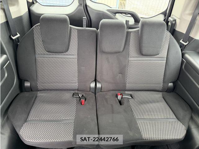 Honda STEP WGN 2015-06 8458521-14