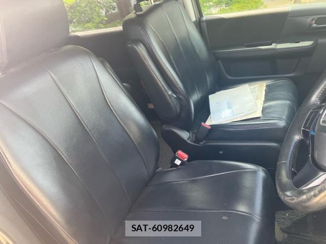 Honda STEP WGN 2010-01 8458522-11