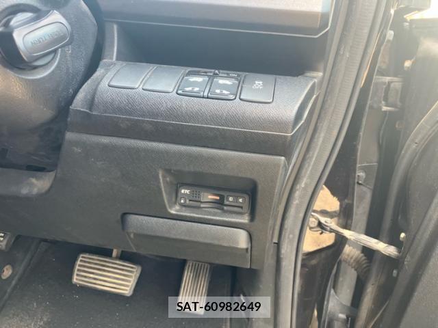Honda STEP WGN 2010-01 8458522-13