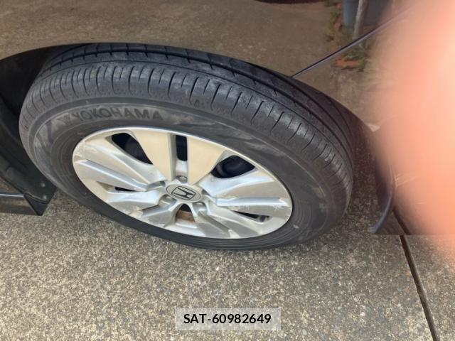 Honda STEP WGN 2010-01 8458522-6