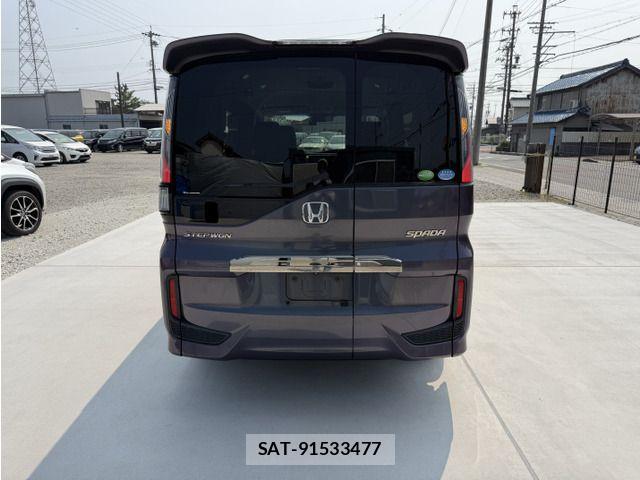 Honda STEP WGN 2016-02 8458516-13