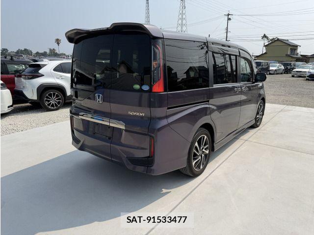 Honda STEP WGN 2016-02 8458516-1