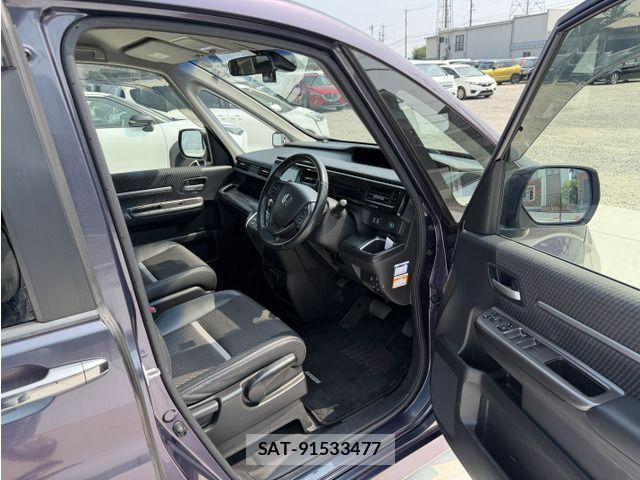 Honda STEP WGN 2016-02 8458516-2