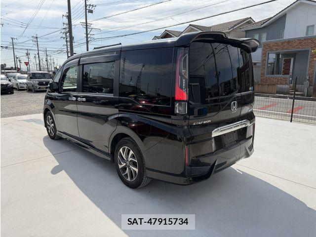 Honda STEP WGN 2016-02 8458517-5