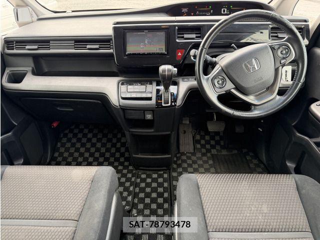 Honda STEP WGN 2015-11 8458518-9