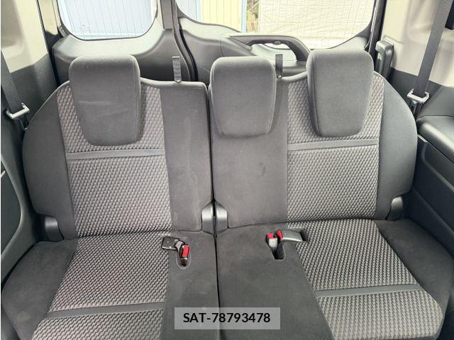 Honda STEP WGN 2015-11 8458518-11